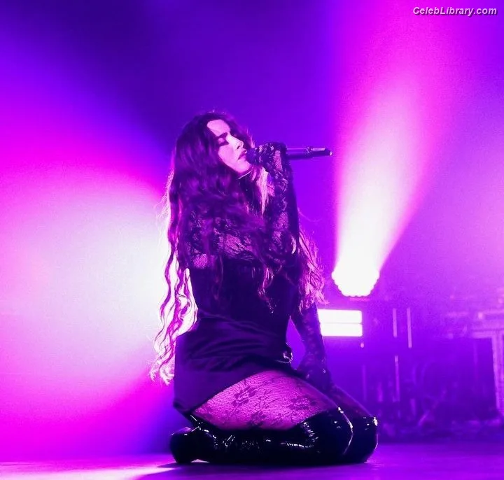 Lauren Jauregui photo 16 of 678