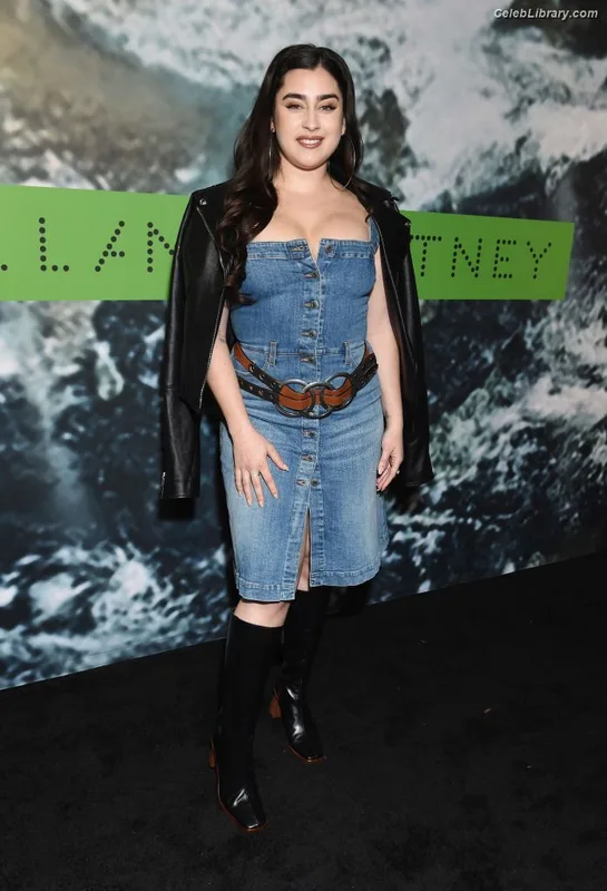 Lauren Jauregui photo 9 of 678