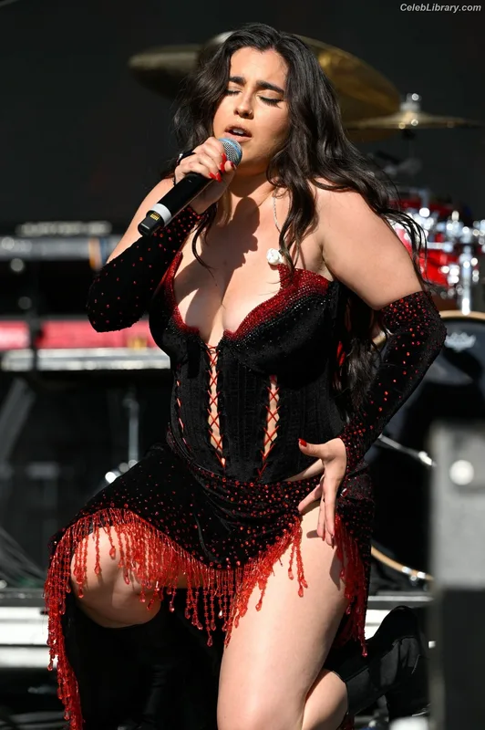 Lauren Jauregui photo 11 of 678