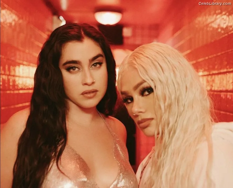 Lauren Jauregui photo 17 of 678