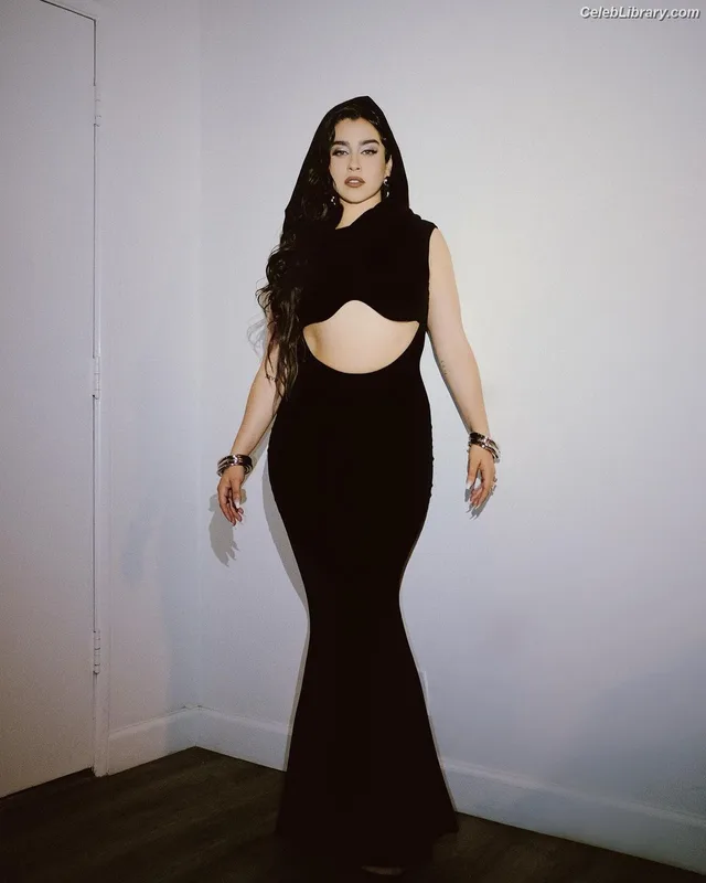 Lauren Jauregui photo 18 of 678