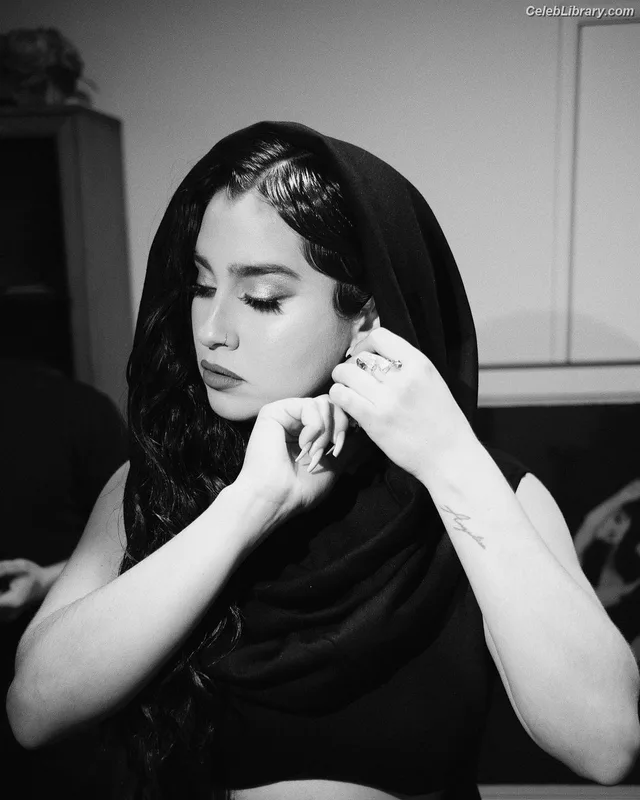Lauren Jauregui photo 21 of 678
