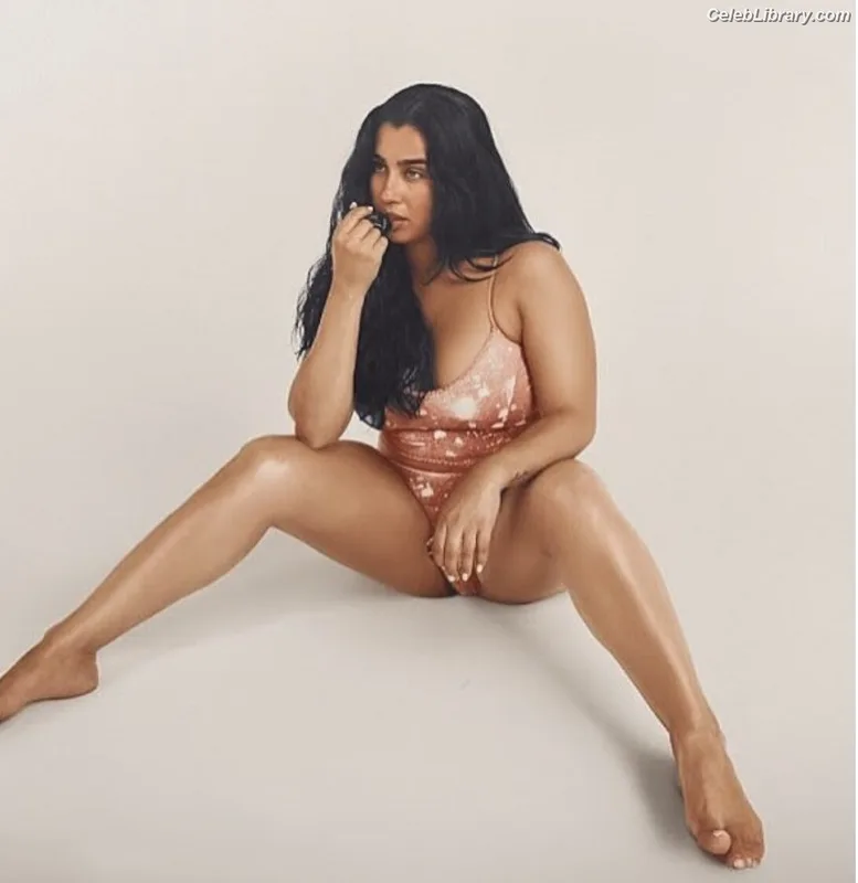 Lauren Jauregui photo 19 of 678