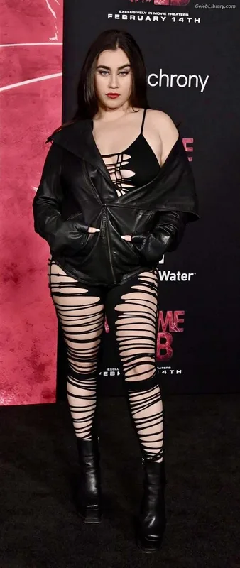 Lauren Jauregui photo 4 of 678