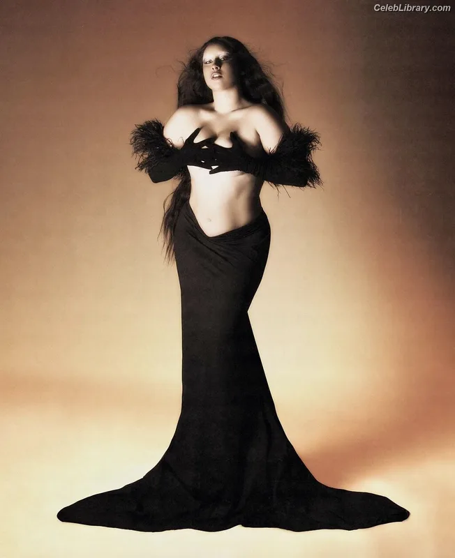 Lauren Jauregui photo 24 of 678