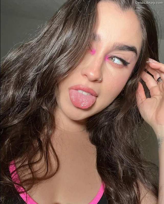 Lauren Jauregui photo 21 of 678