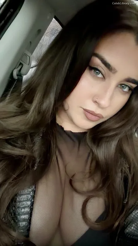 Lauren Jauregui photo 14 of 678