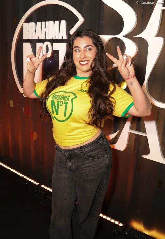 Lauren Jauregui photo 21 of 678