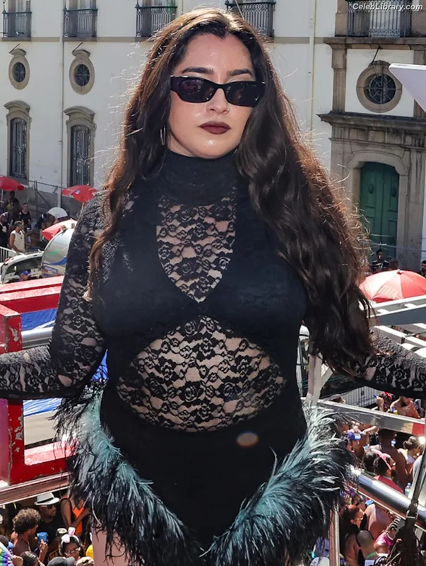 Lauren Jauregui photo 4 of 678