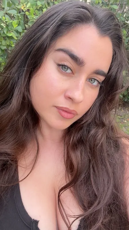 Lauren Jauregui photo 8 of 678