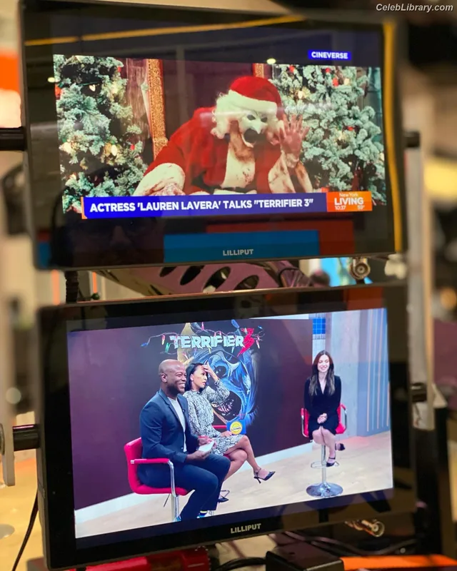 Lauren LaVera photo 1 of 334