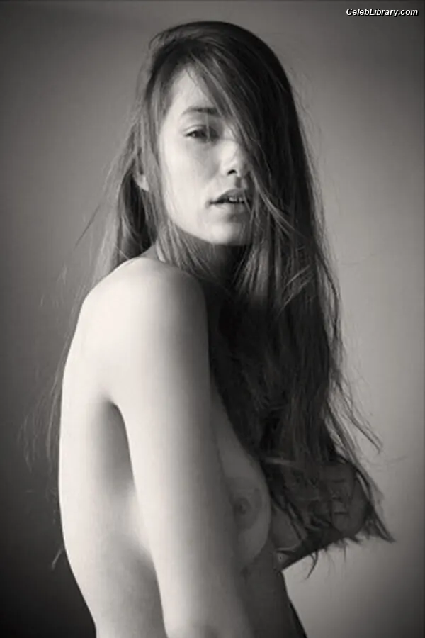 Lauren Marie Young photo 16 of 102
