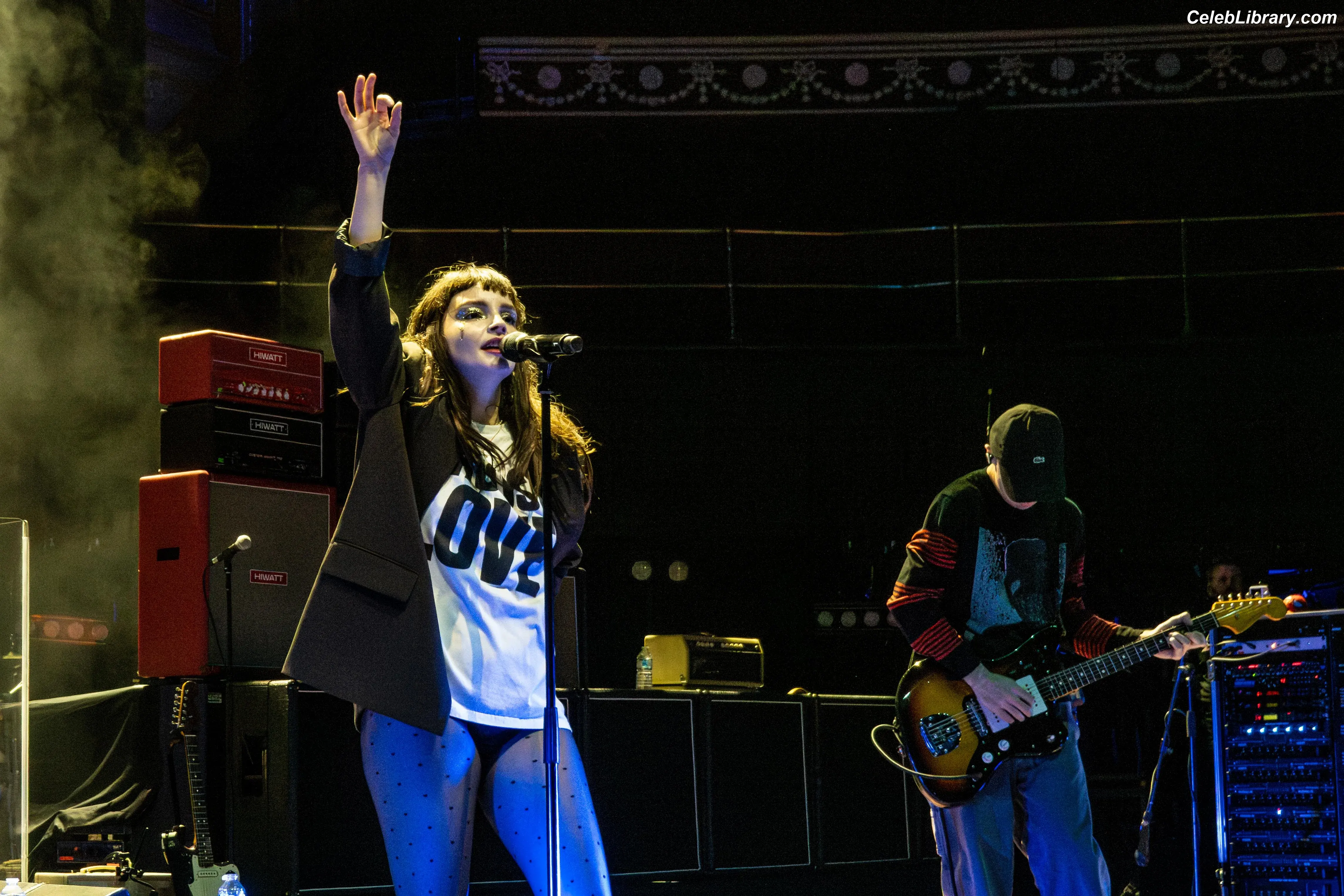 Lauren Mayberry photo 3 of 1227