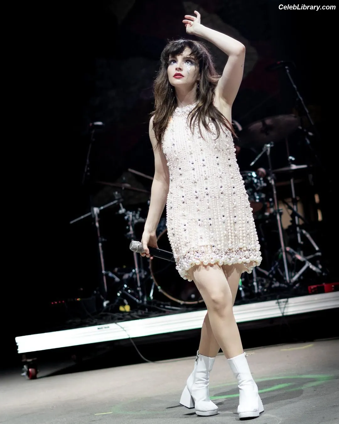 Lauren Mayberry photo 21 of 1227