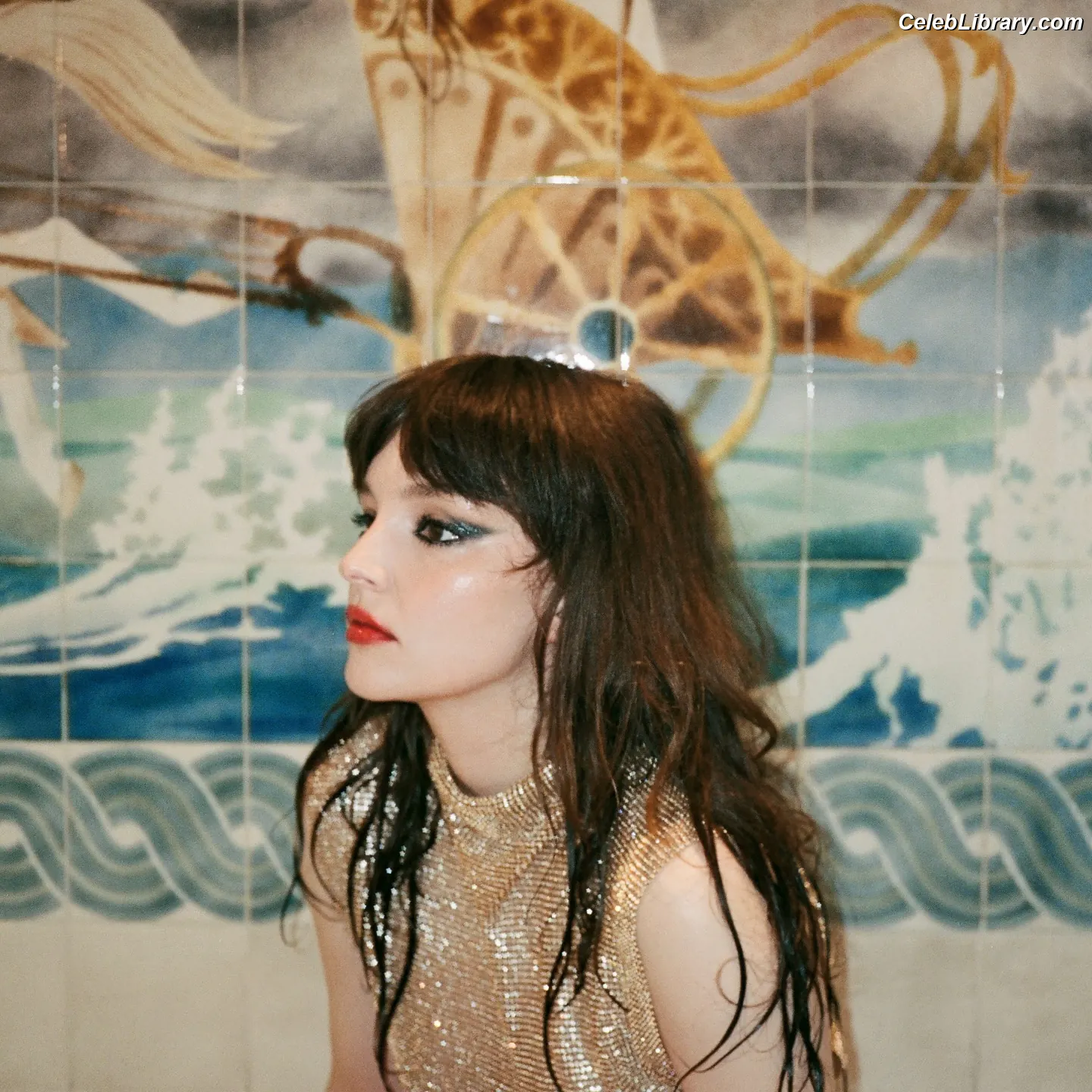 Lauren Mayberry photo 11 of 1227