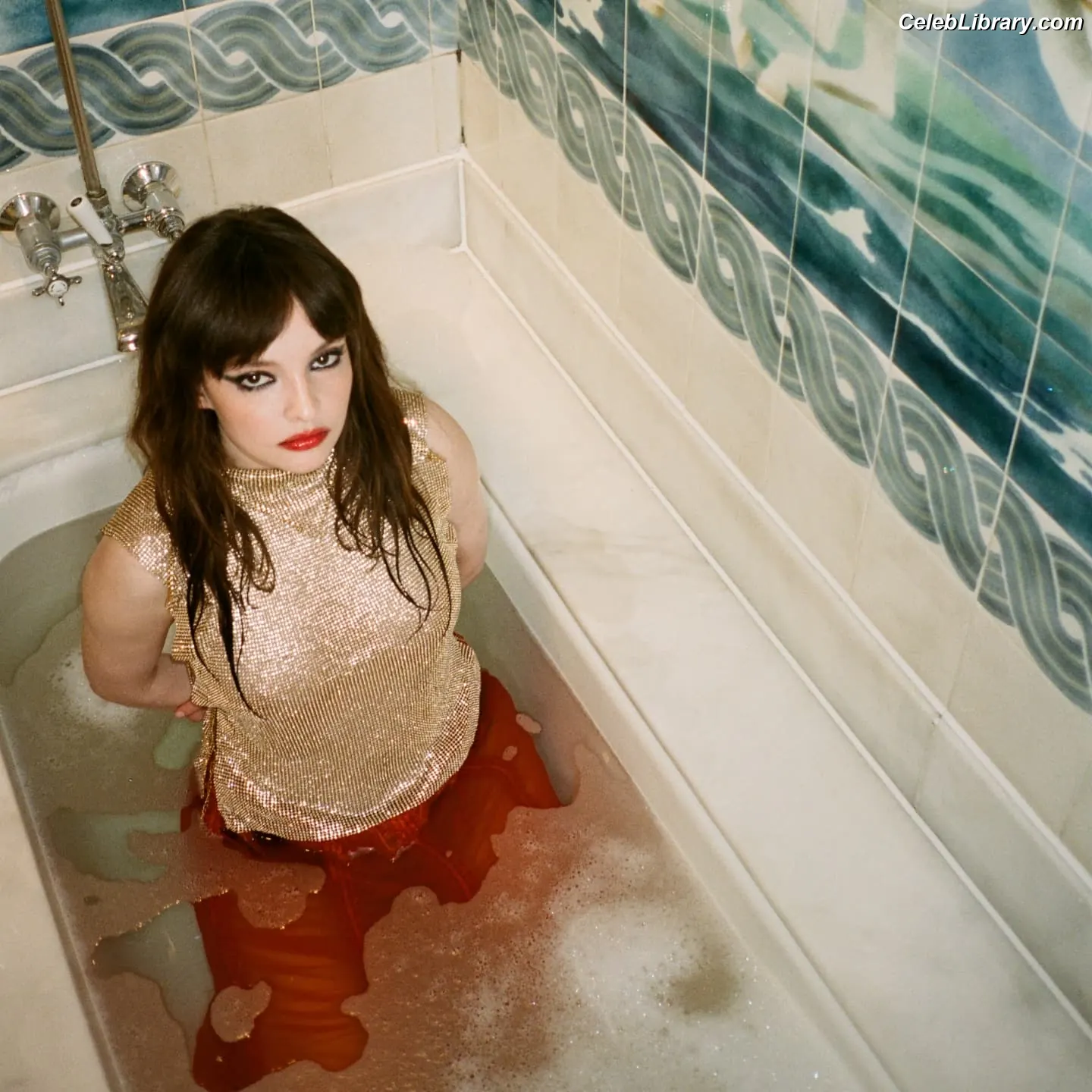 Lauren Mayberry photo 15 of 1227