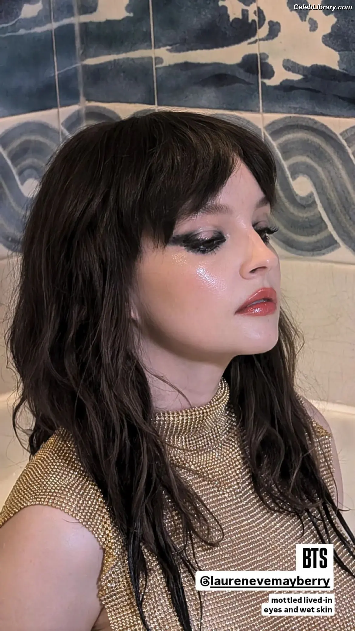 Lauren Mayberry photo 16 of 1227