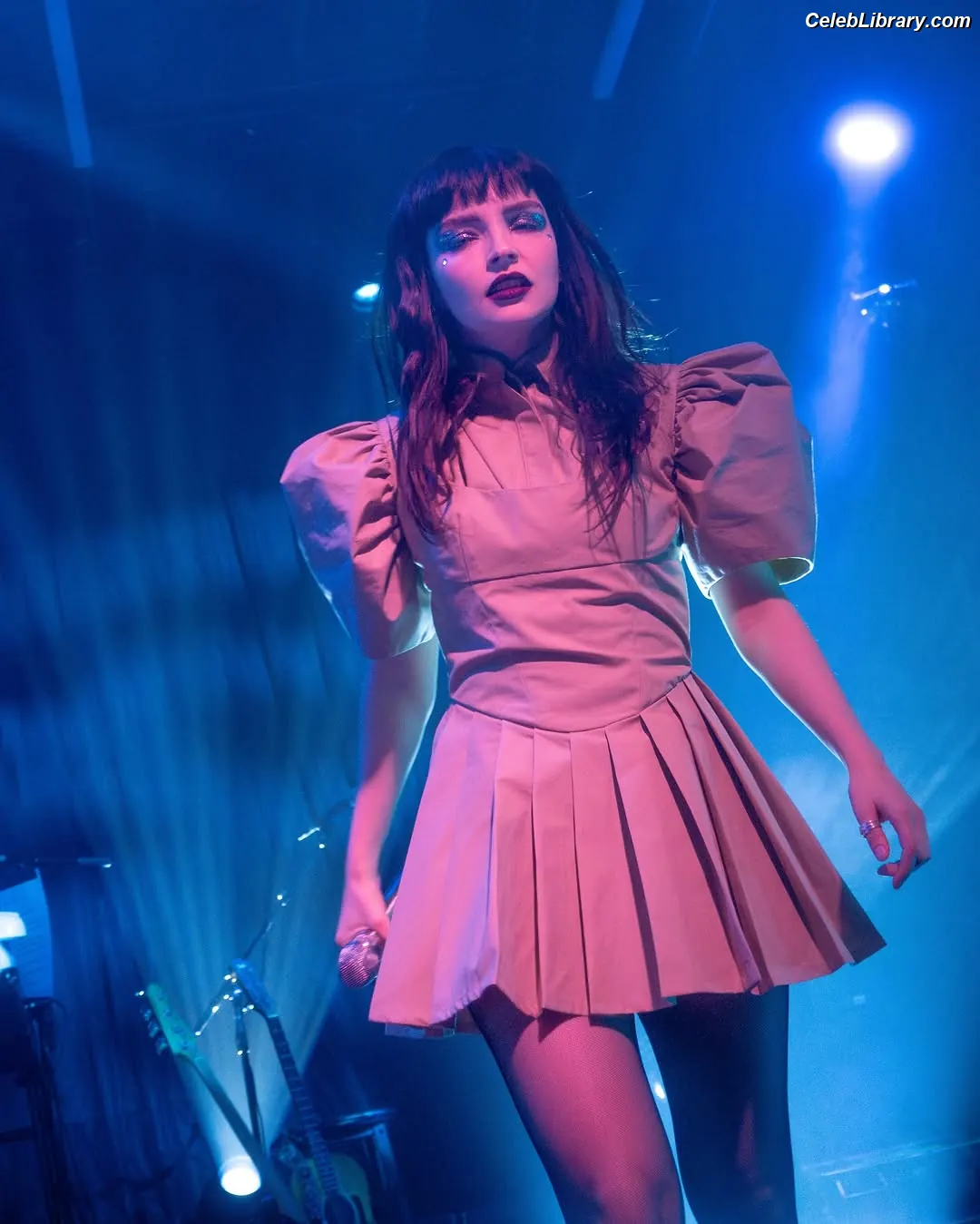 Lauren Mayberry photo 5 of 1227