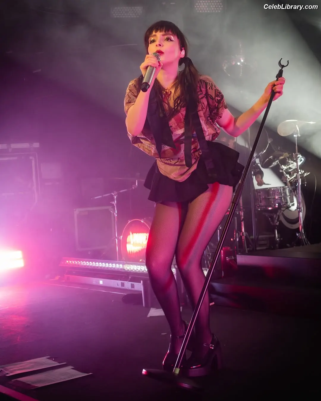 Lauren Mayberry photo 10 of 1227