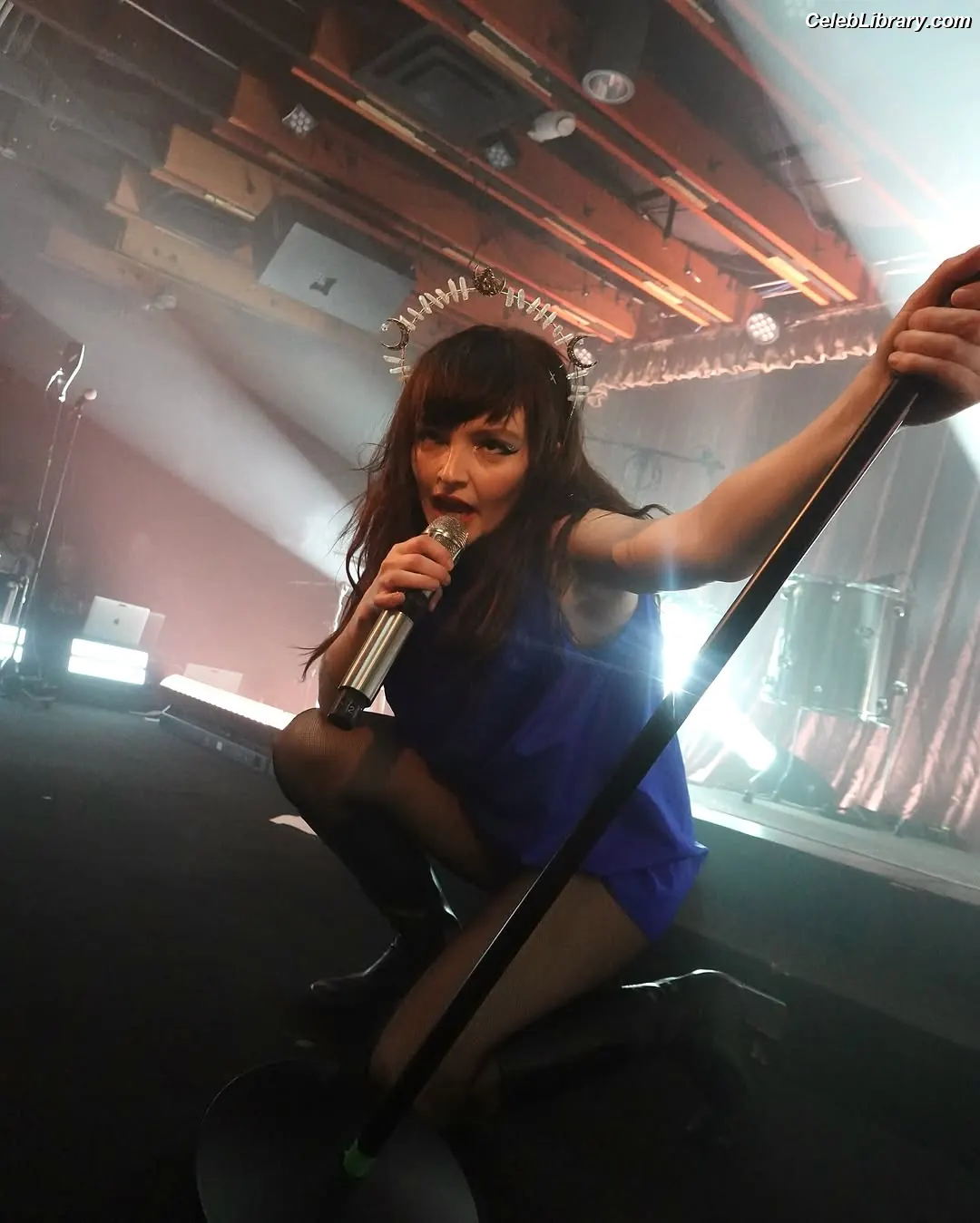 Lauren Mayberry photo 16 of 1227