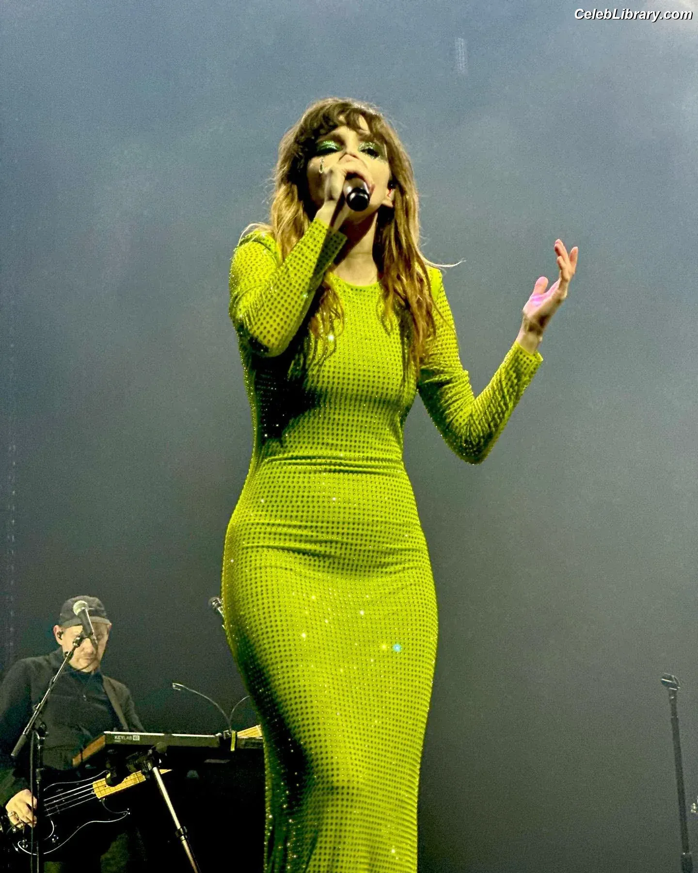 Lauren Mayberry photo 15 of 1227