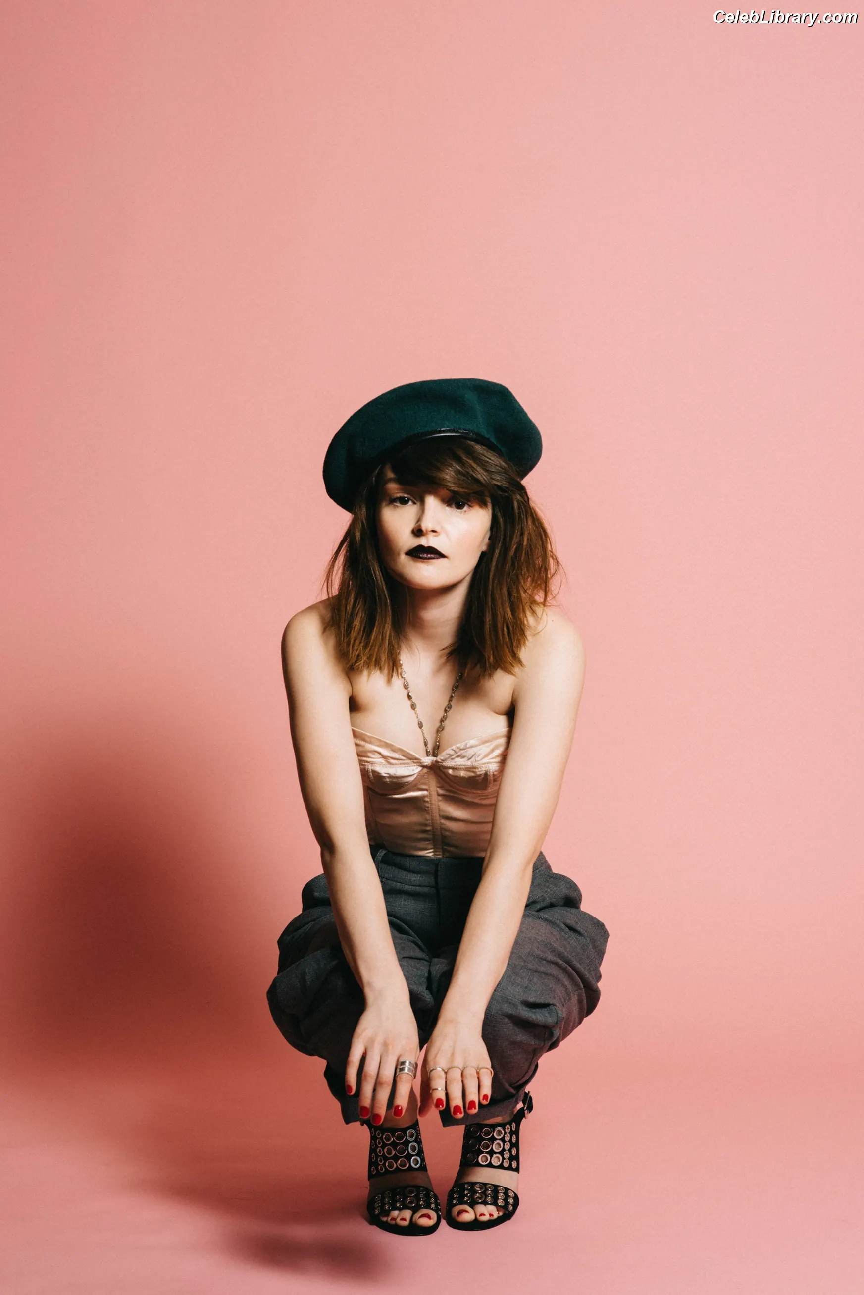 Lauren Mayberry photo 19 of 1227