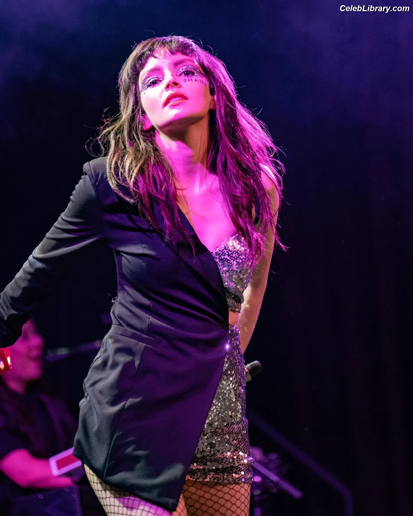 Lauren Mayberry photo 12 of 1227
