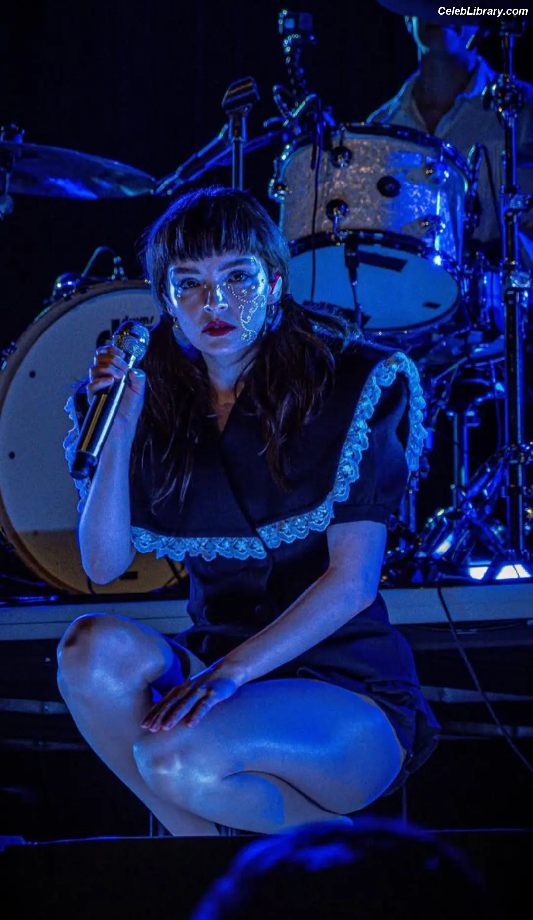 Lauren Mayberry photo 22 of 1227