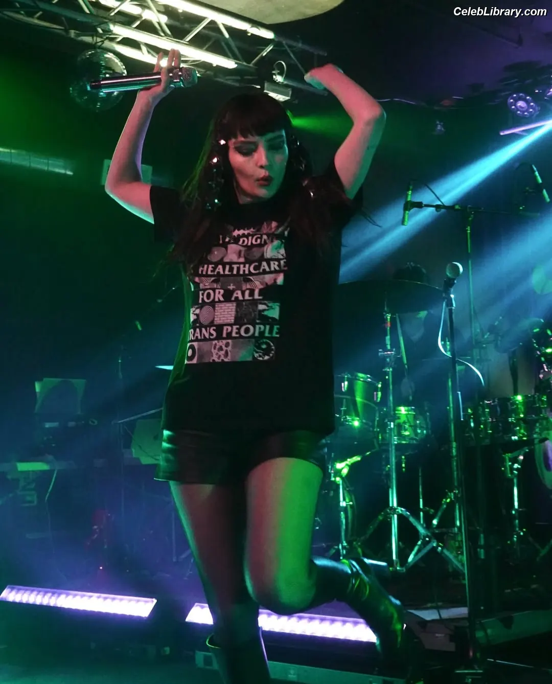 Lauren Mayberry photo 8 of 1227