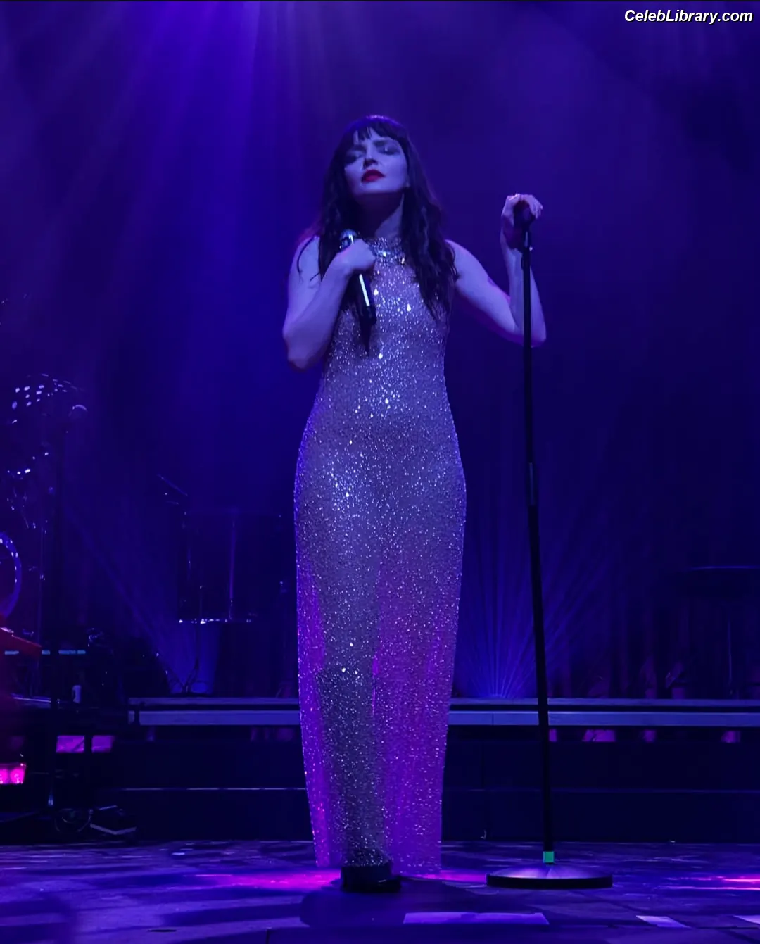 Lauren Mayberry photo 20 of 1227