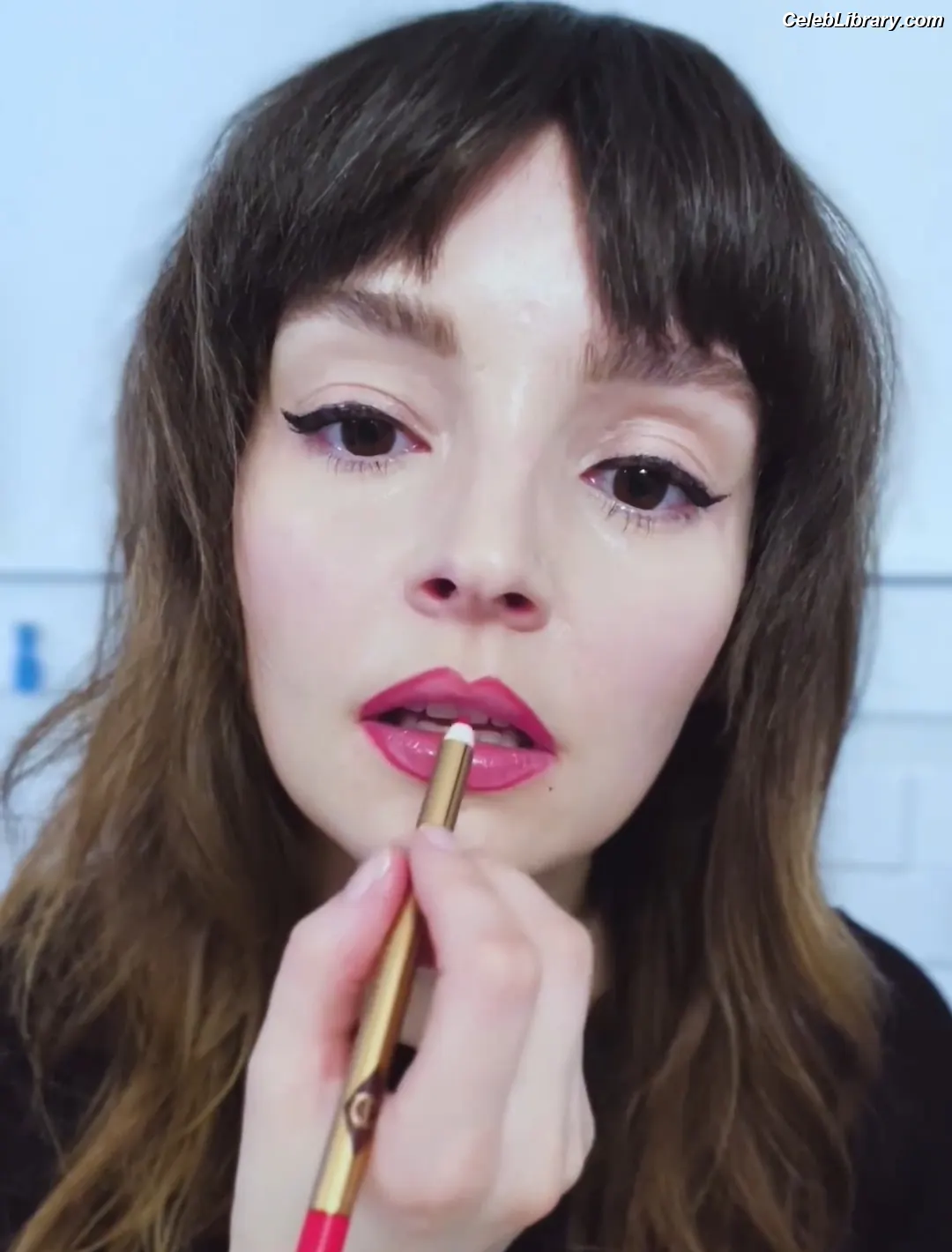 Lauren Mayberry photo 5 of 1227