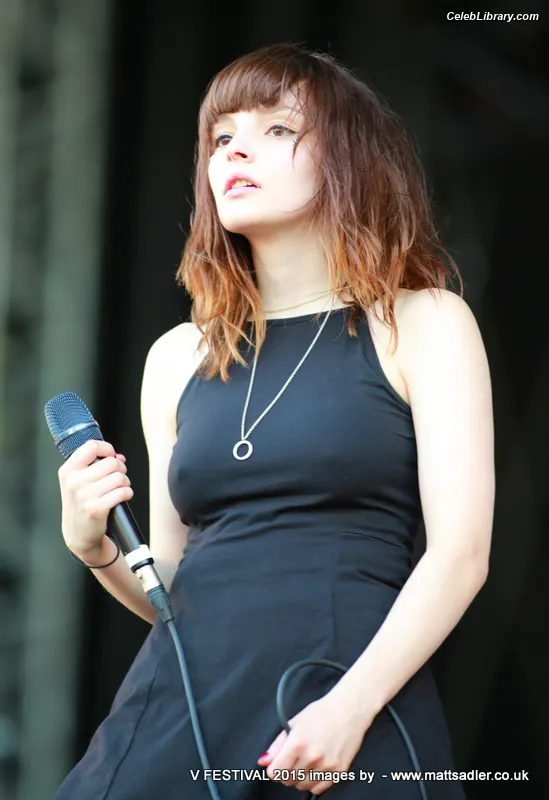 Lauren Mayberry photo 5 of 1227