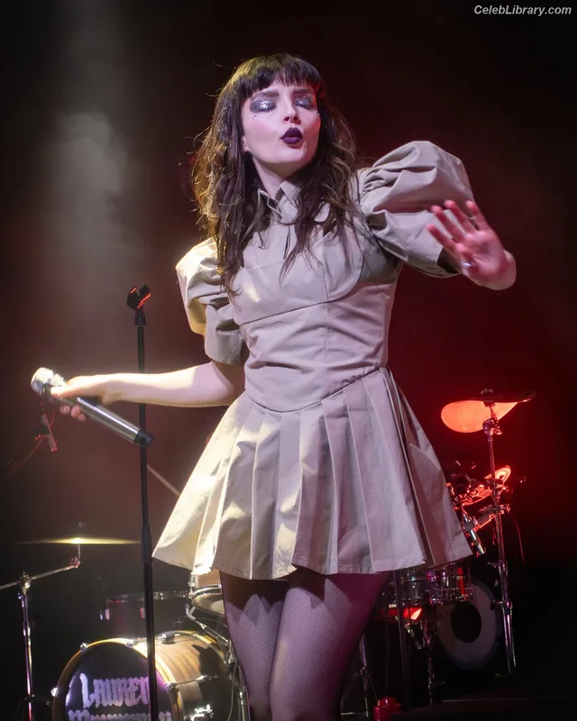 Lauren Mayberry photo 17 of 1227