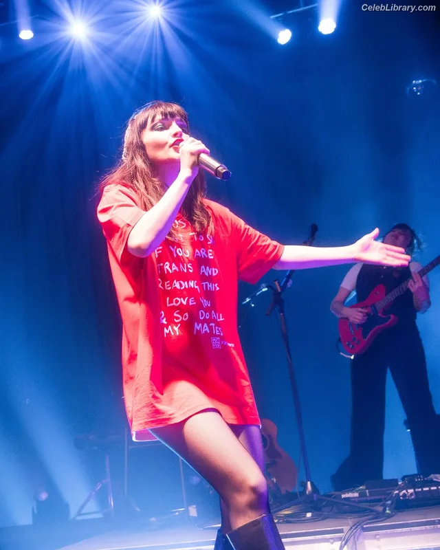 Lauren Mayberry photo 19 of 1227