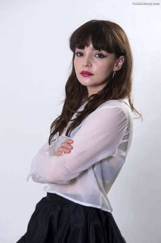 Lauren Mayberry photo 6 of 1227