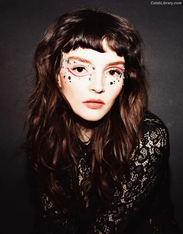 Lauren Mayberry photo 18 of 1227