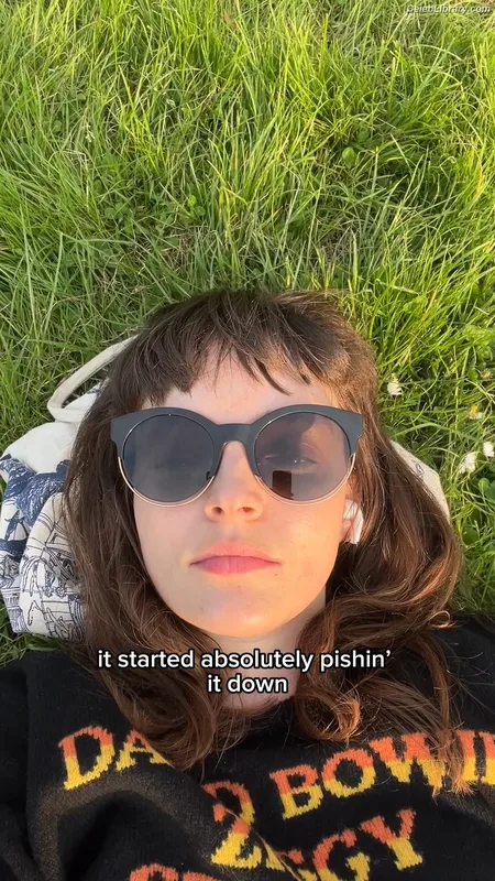 Lauren Mayberry photo 24 of 1227