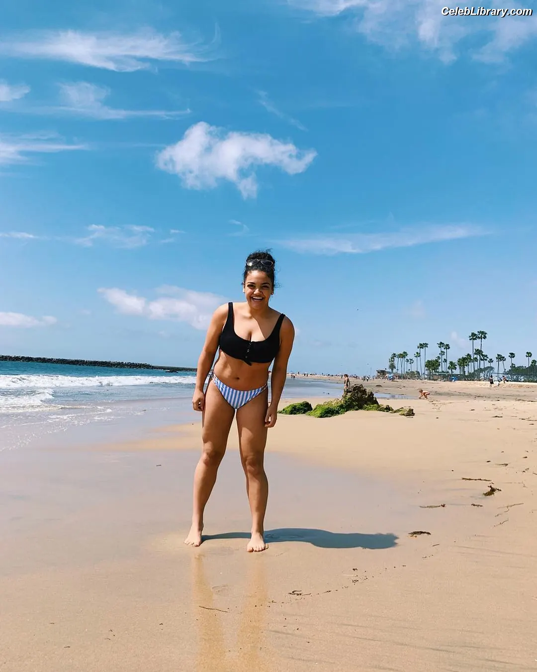 Laurie Hernandez photo 9 of 219