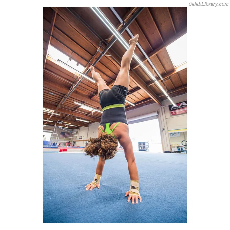 Laurie Hernandez photo 18 of 220