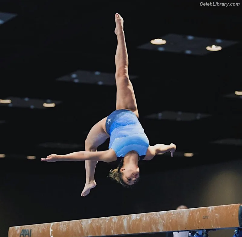 Laurie Hernandez photo 19 of 220