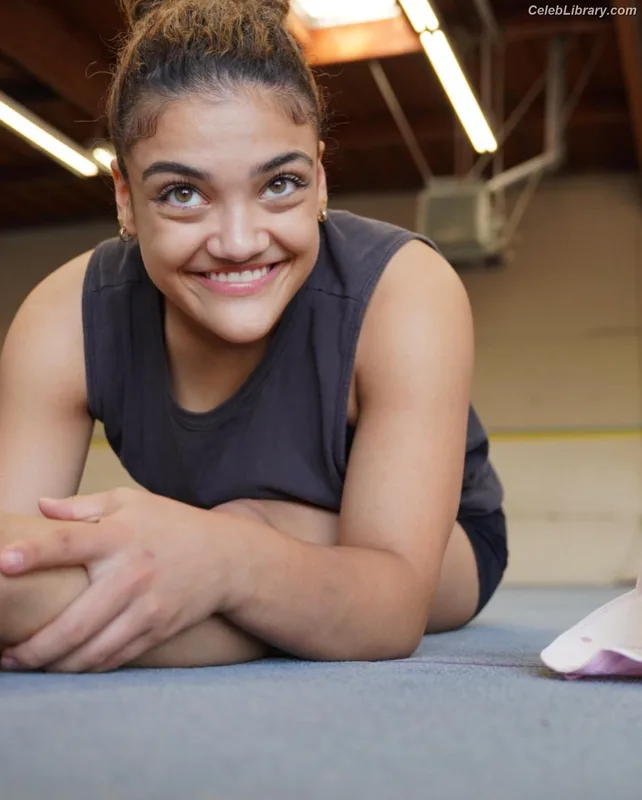Laurie Hernandez photo 2 of 220
