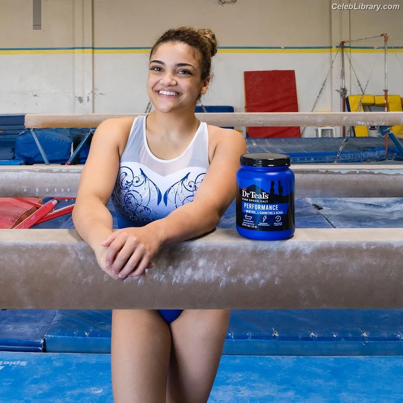 Laurie Hernandez photo 23 of 220