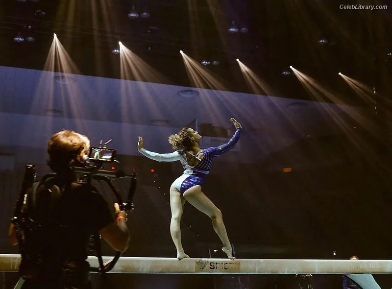 Laurie Hernandez photo 22 of 220