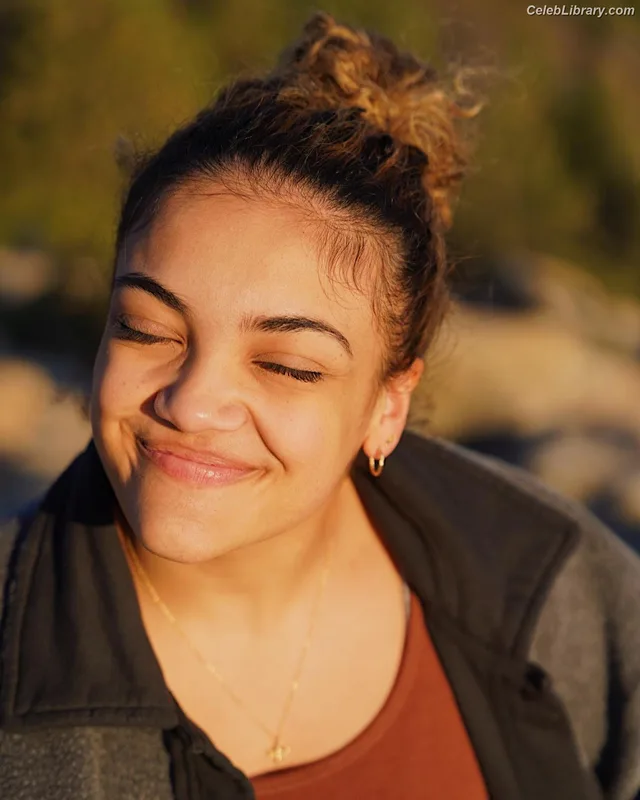Laurie Hernandez photo 3 of 220