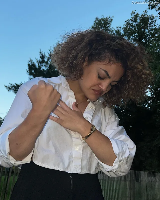 Laurie Hernandez photo 6 of 220