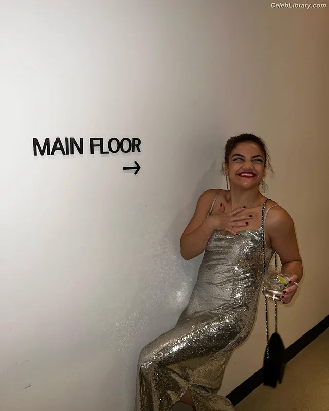 Laurie Hernandez photo 7 of 220