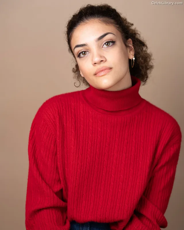 Laurie Hernandez photo 9 of 220