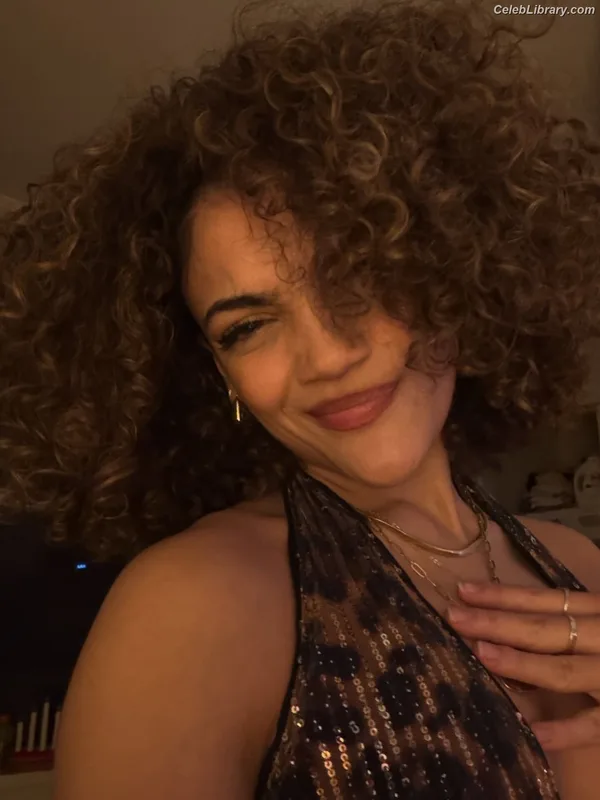 Laurie Hernandez photo 22 of 220