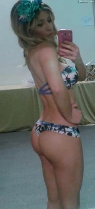 Laurita Fernandez photo 9 of 162
