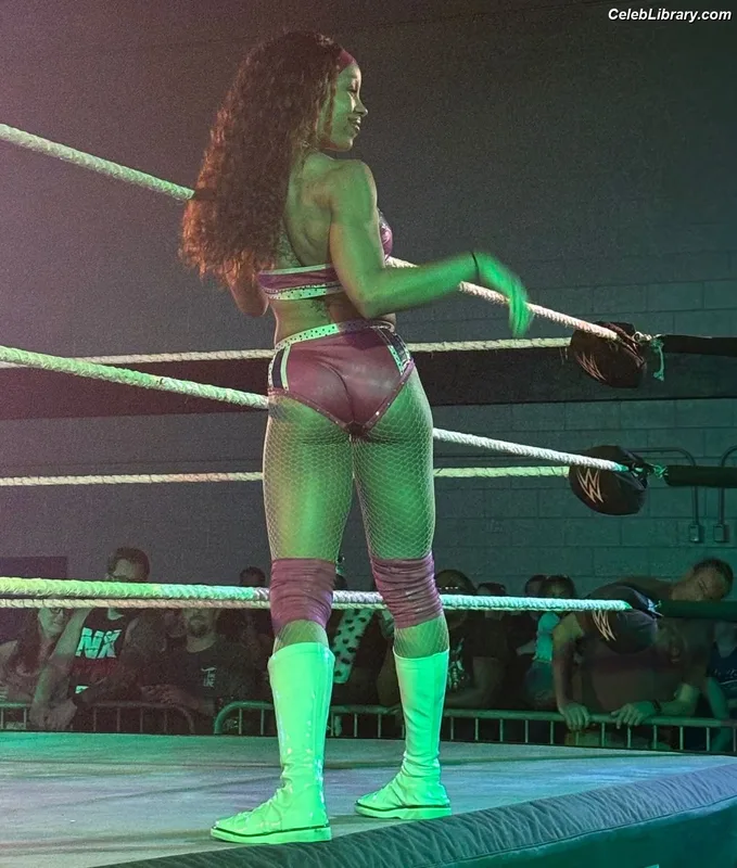 Layla Diggs photo 22 of 77
